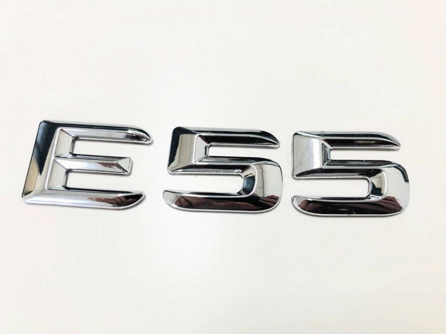 E55 Schriftzug E 55 Emblem Mercedes-Benz Aufkleber Chrom Silber AMG