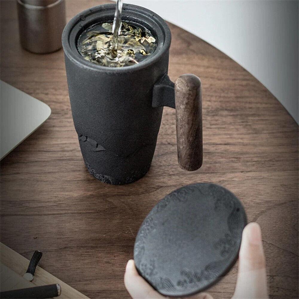 NORDTHAL Keramiktasse Kaffeetasse Teetasse Tasse mit Teesieb Holzgriff schwarz