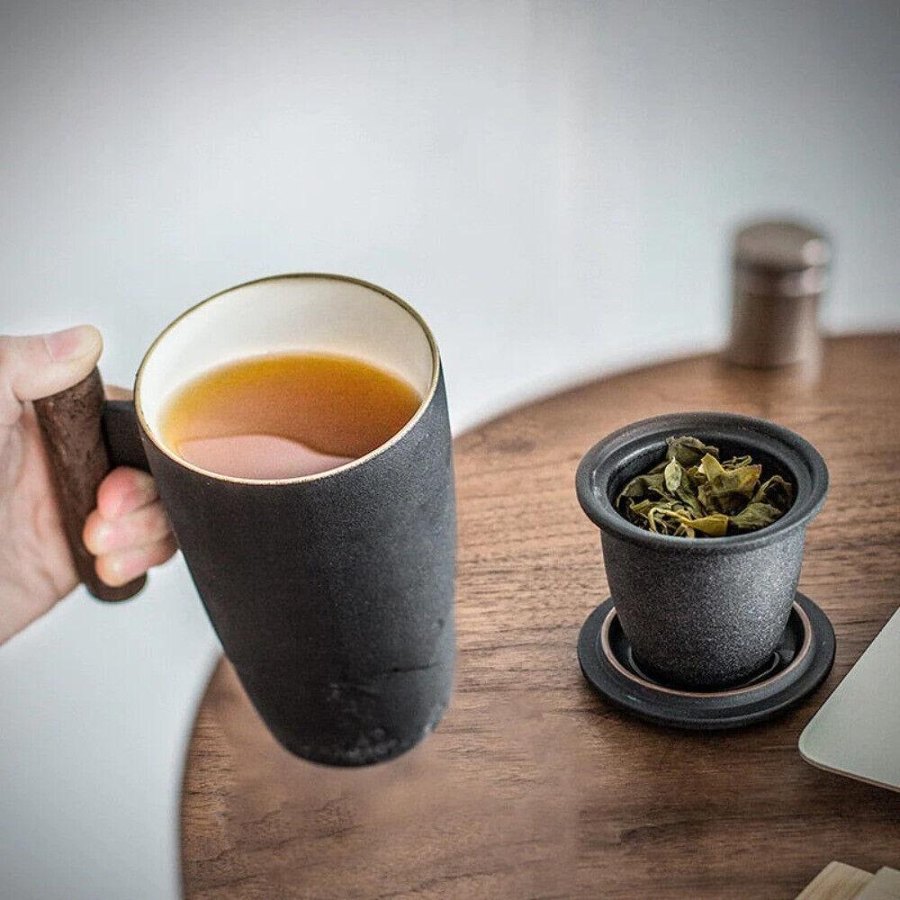 NORDTHAL Keramiktasse Kaffeetasse Teetasse Tasse mit Teesieb Holzgriff schwarz