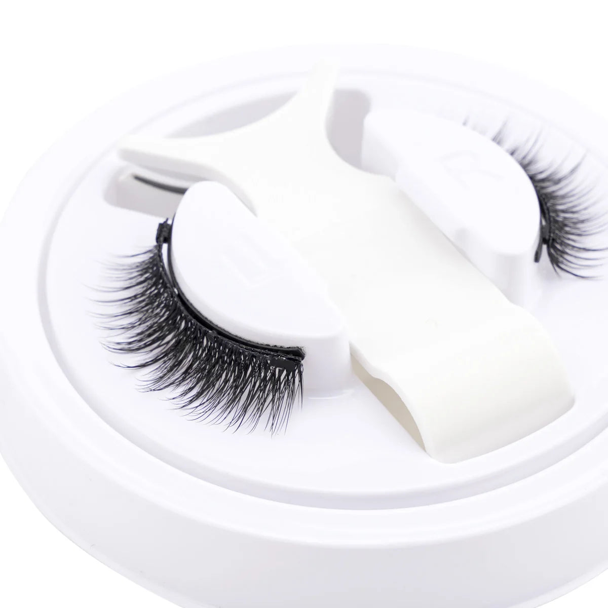 Fluffige magnetische Wimpern Set Wiederverwendbar mit Applikator natürliche Volumen echten Look